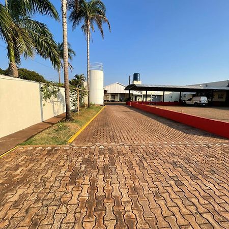 Hotel Marambaia Ponta Porã Екстериор снимка